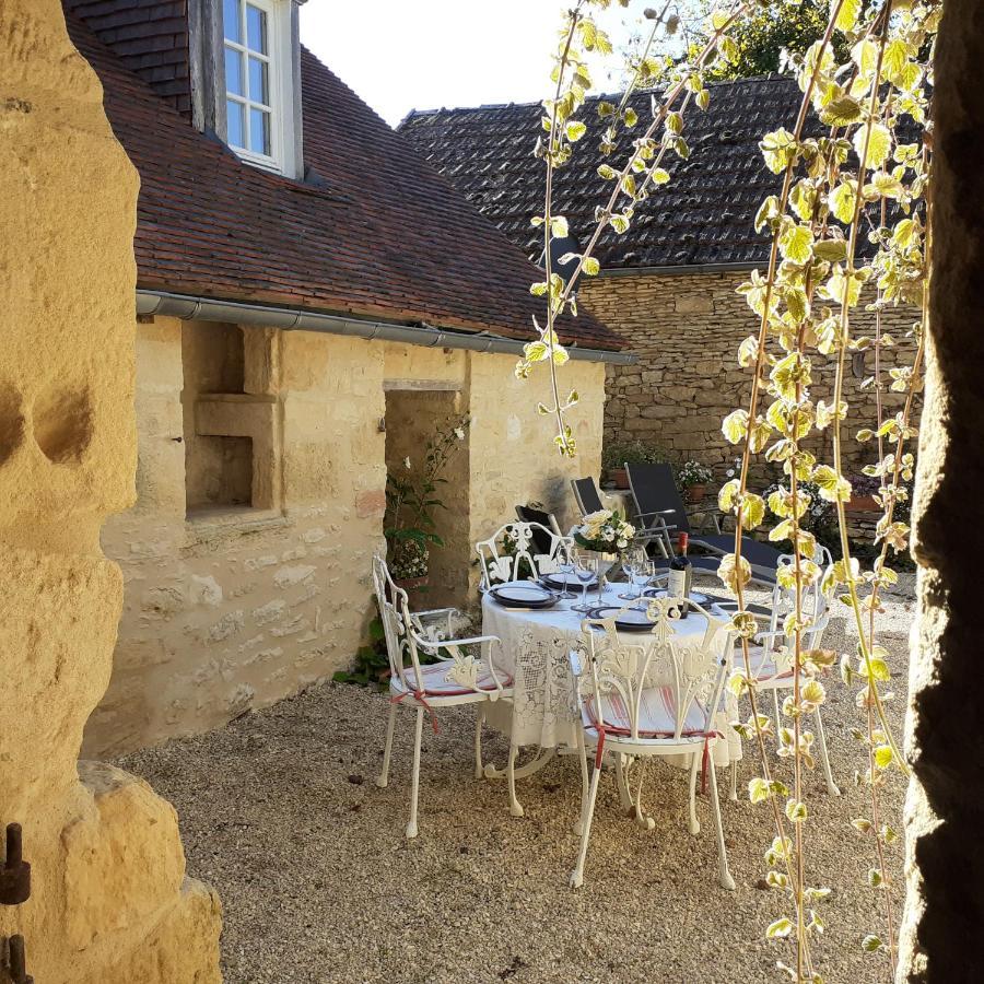 Le Manoir de Carlucet Gite Saint-Crépin-et-Carlucet Extérieur photo